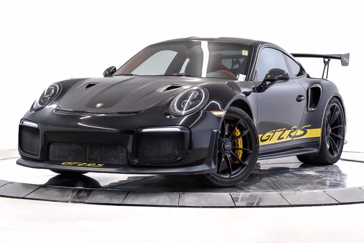 
           
        2018 Porsche 911