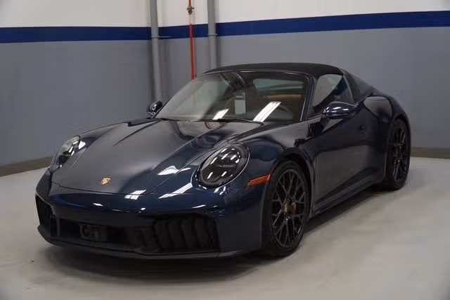 
           
        2026 Porsche 911