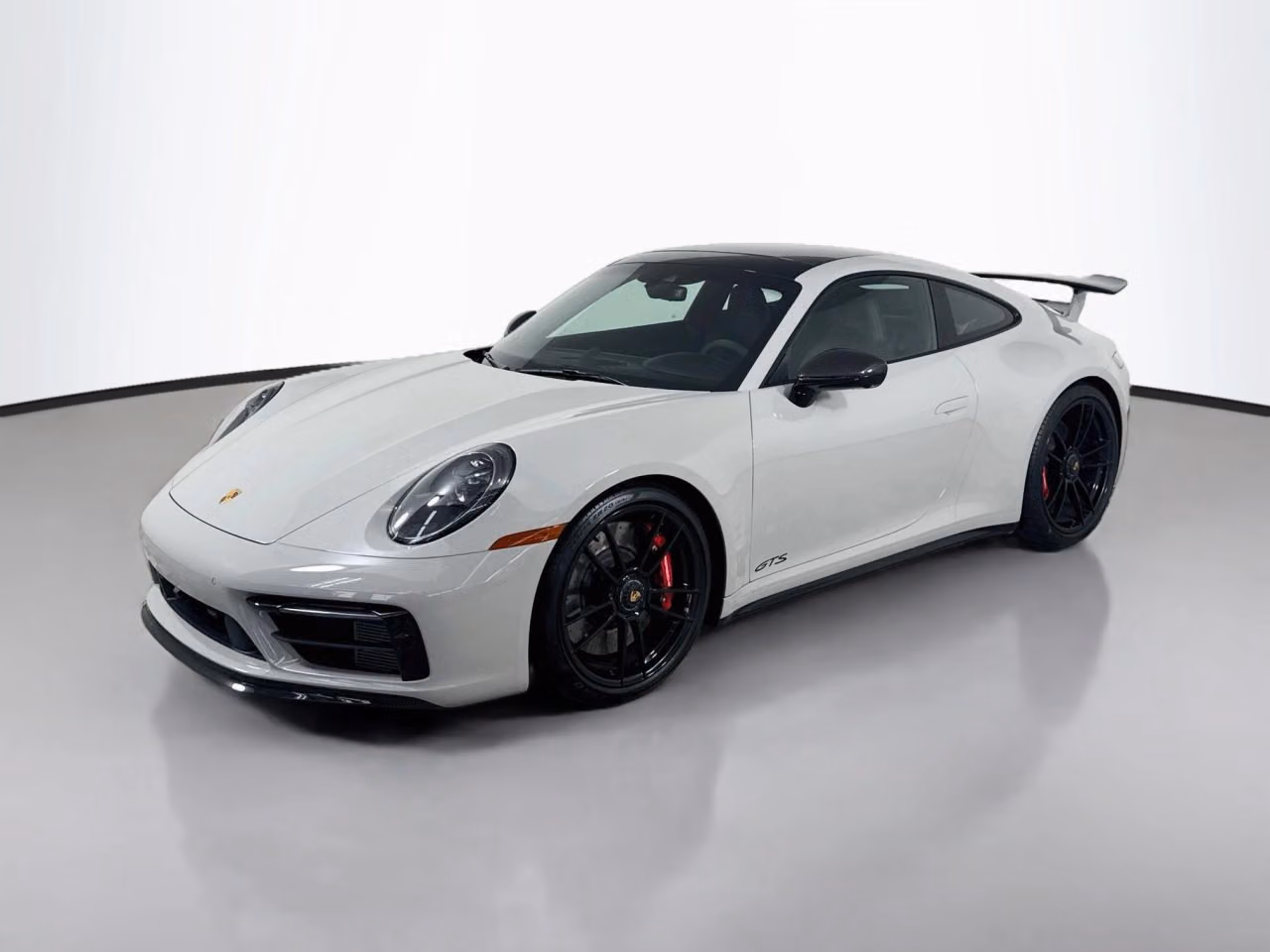 
           
        2022 Porsche 911
