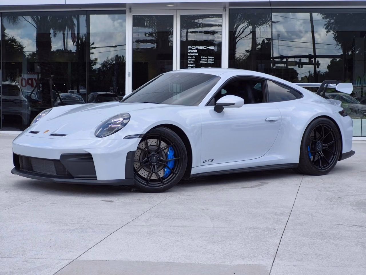 
           
        2026 Porsche 911