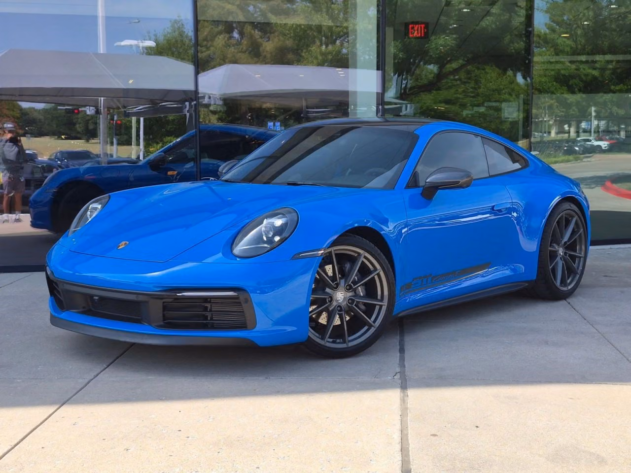 
           
        2024 Porsche 911