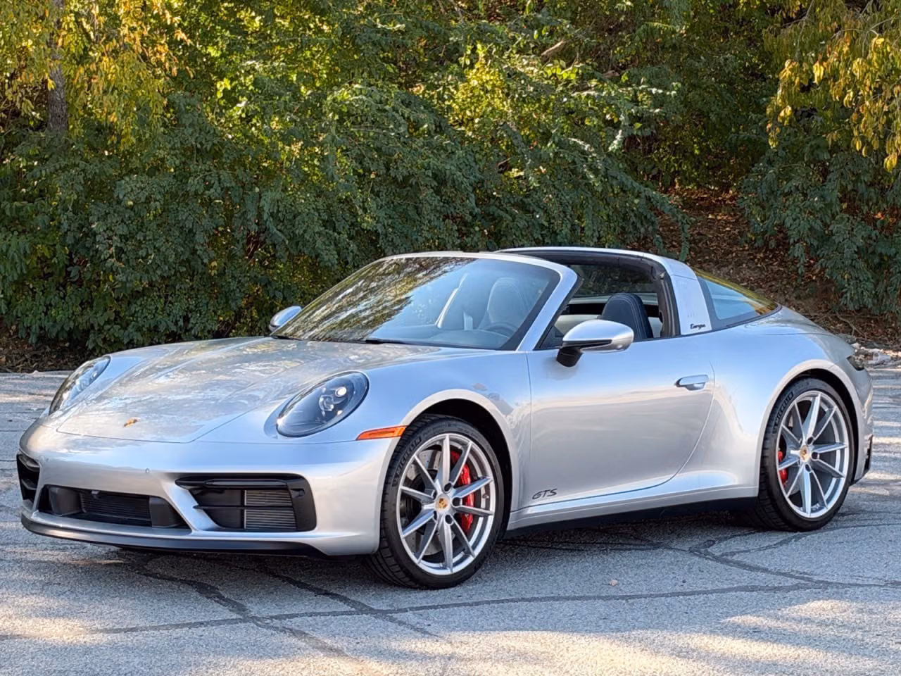 
           
        2024 Porsche 911