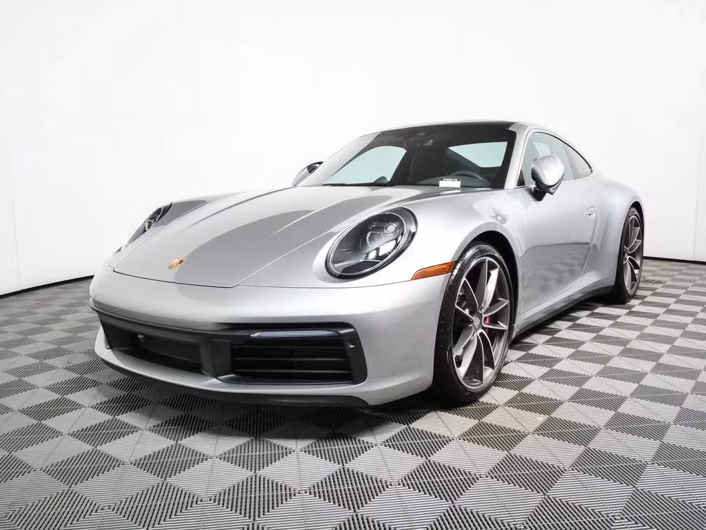 
           
        2024 Porsche 911