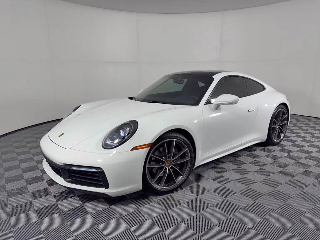 
           
        2022 Porsche 911