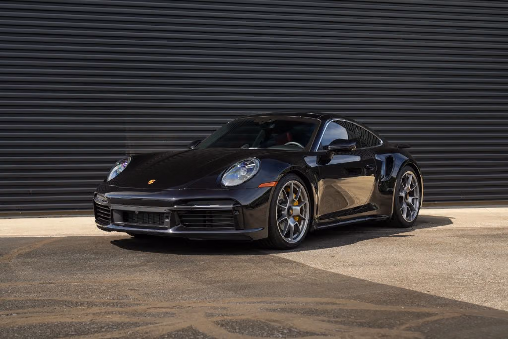 
           
        2023 Porsche 911