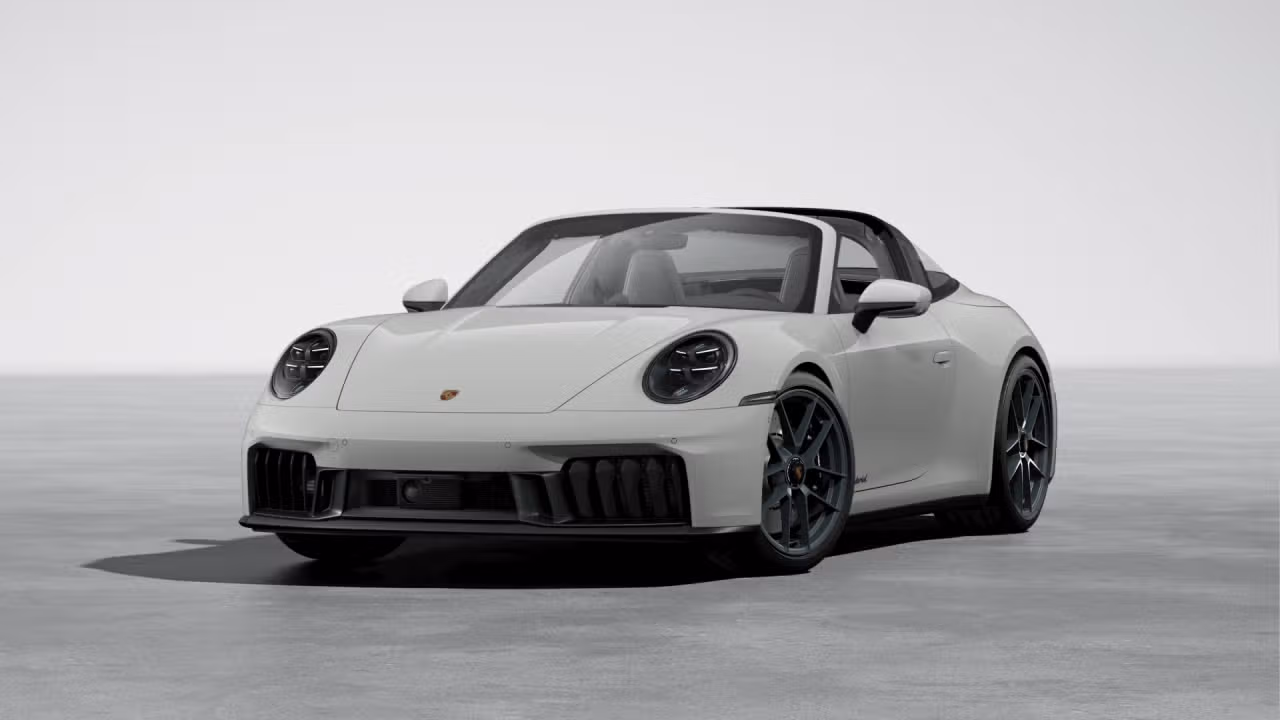 
           
        2025 Porsche 911