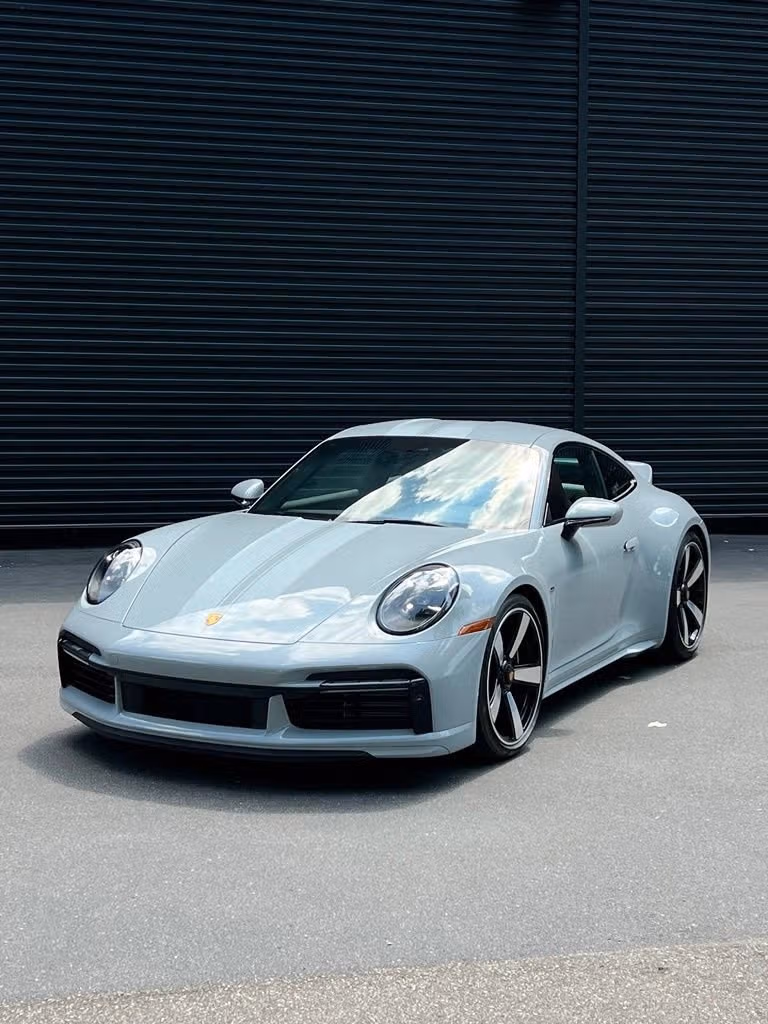 
           
        2023 Porsche 911