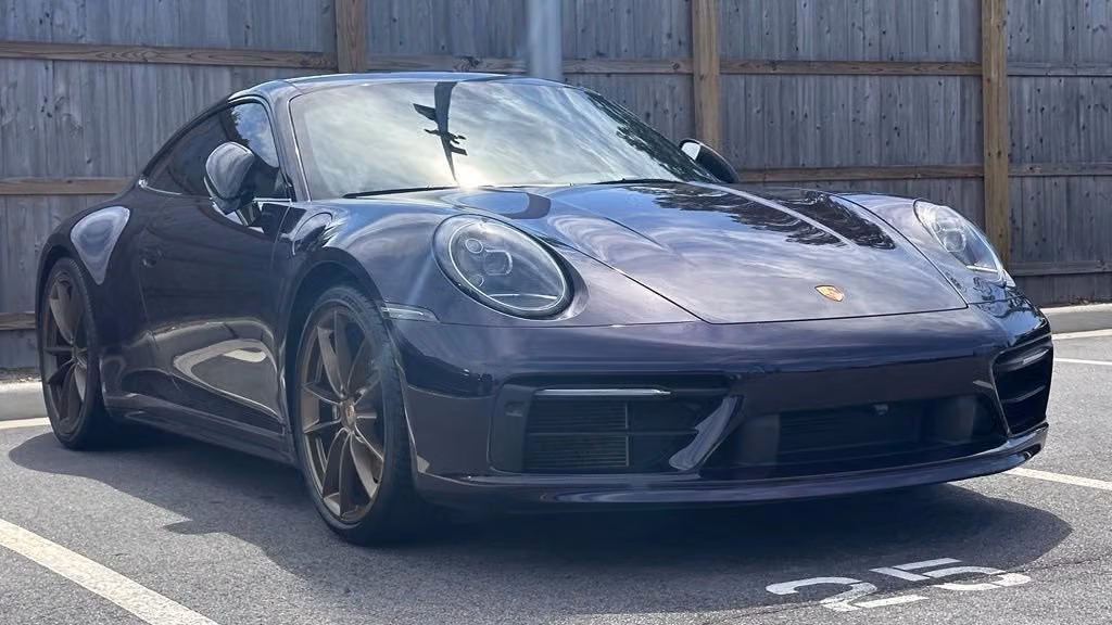 
           
        2022 Porsche 911