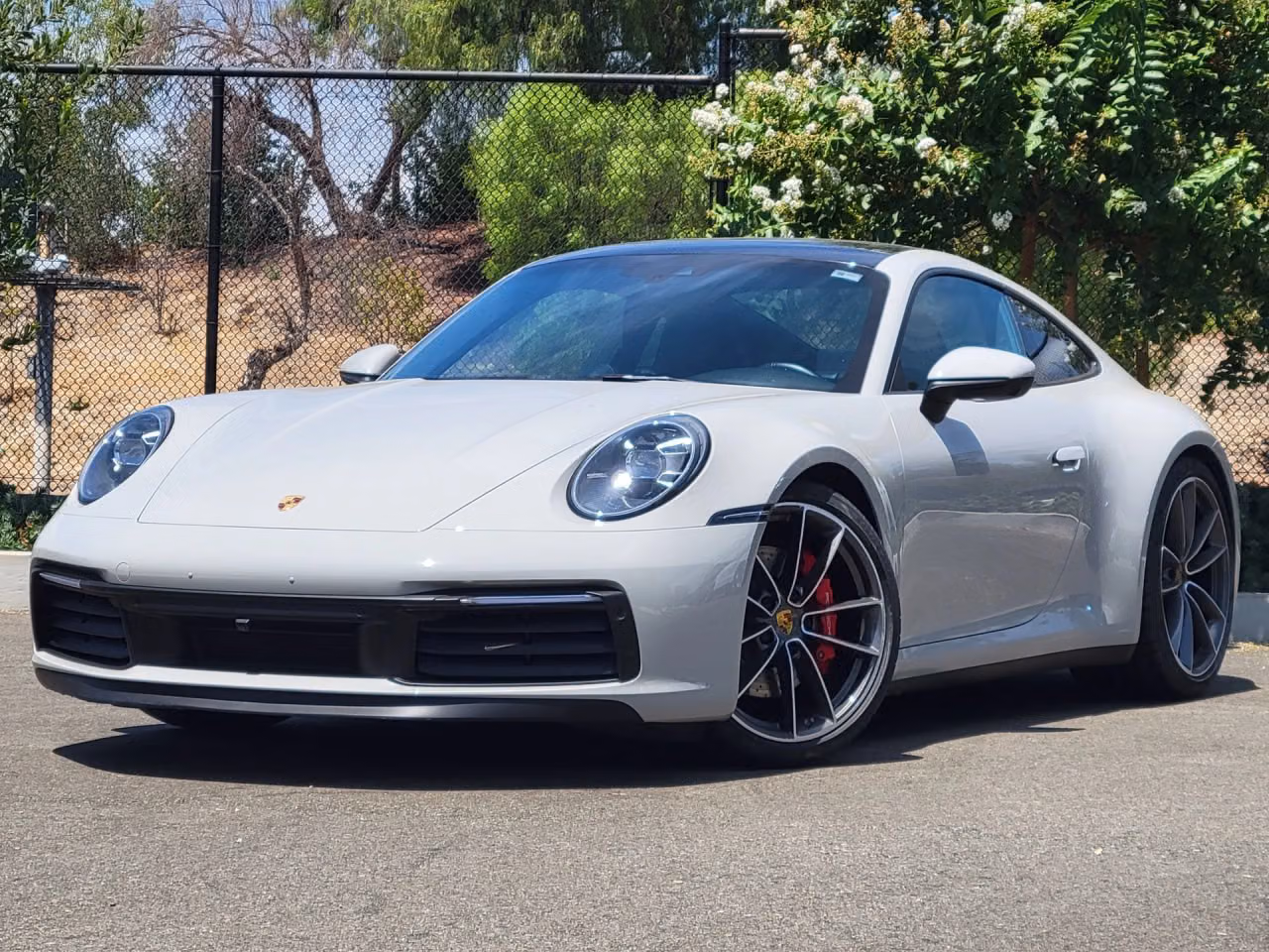 
           
        2021 Porsche 911