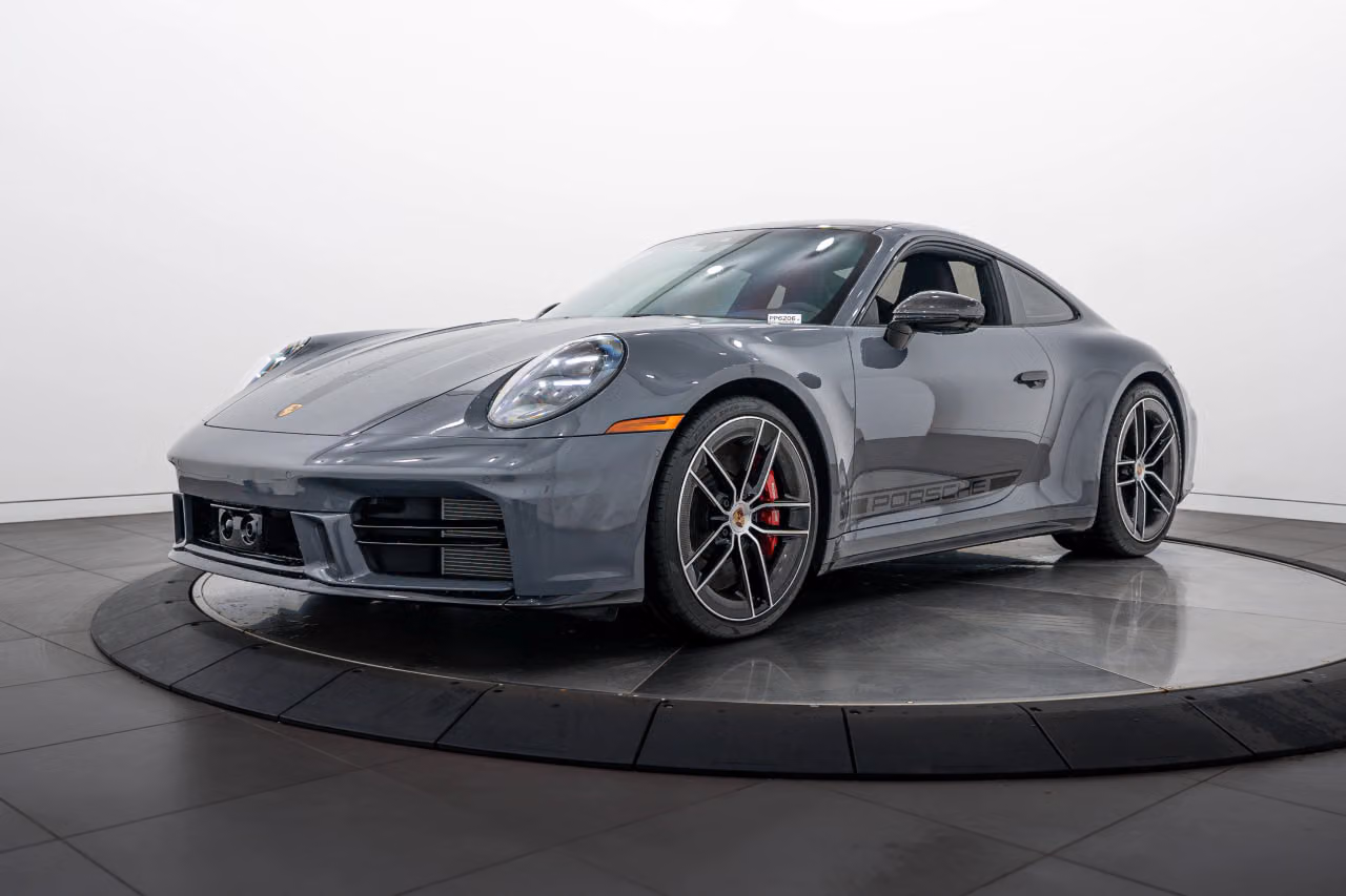 
           
        2026 Porsche 911