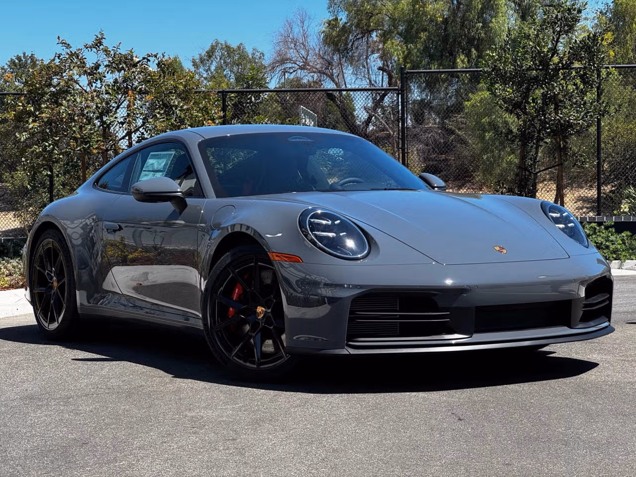 
           
        2026 Porsche 911