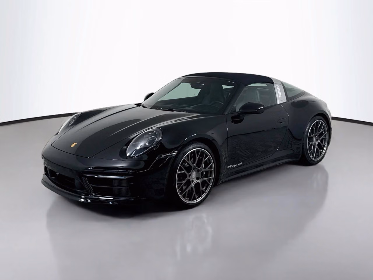 
           
        2022 Porsche 911