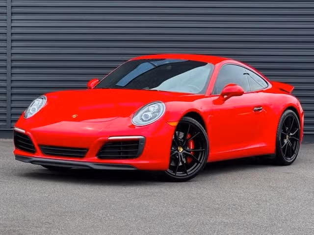 
           
        2018 Porsche 911