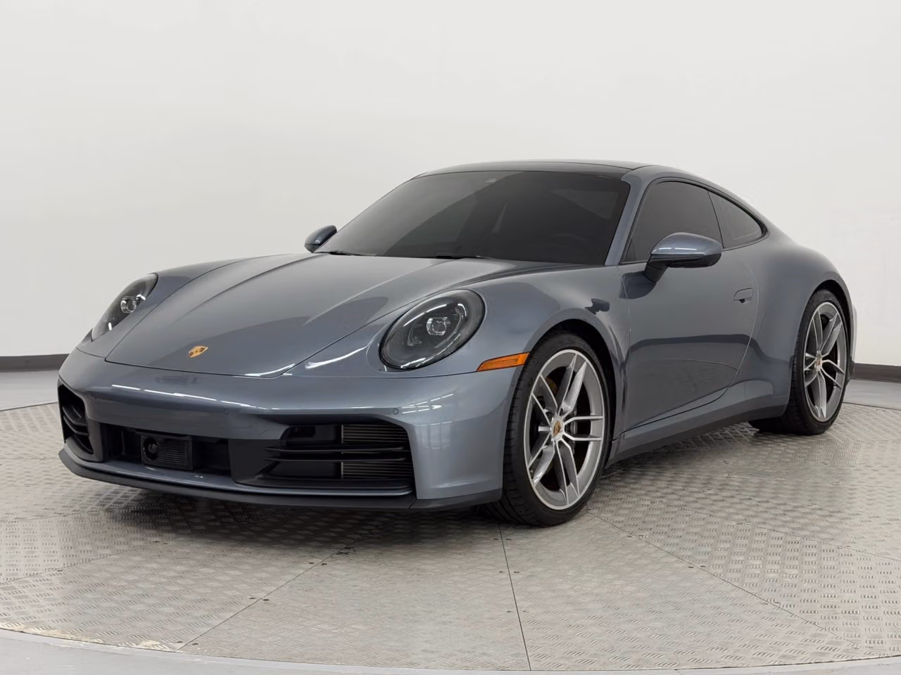 
           
        2025 Porsche 911
