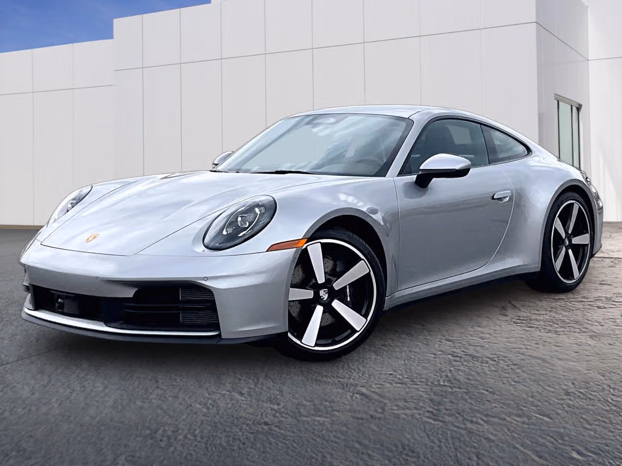 
           New 
        2026 Porsche 911