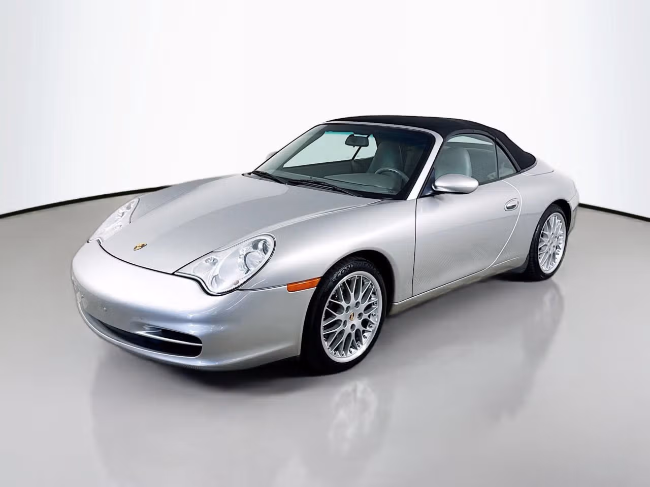 
           
        2003 Porsche 911