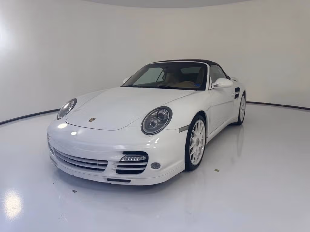 
           
        2012 Porsche 911