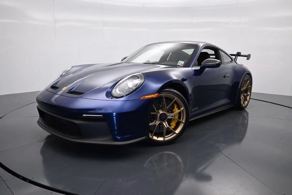 
           
        2022 Porsche 911