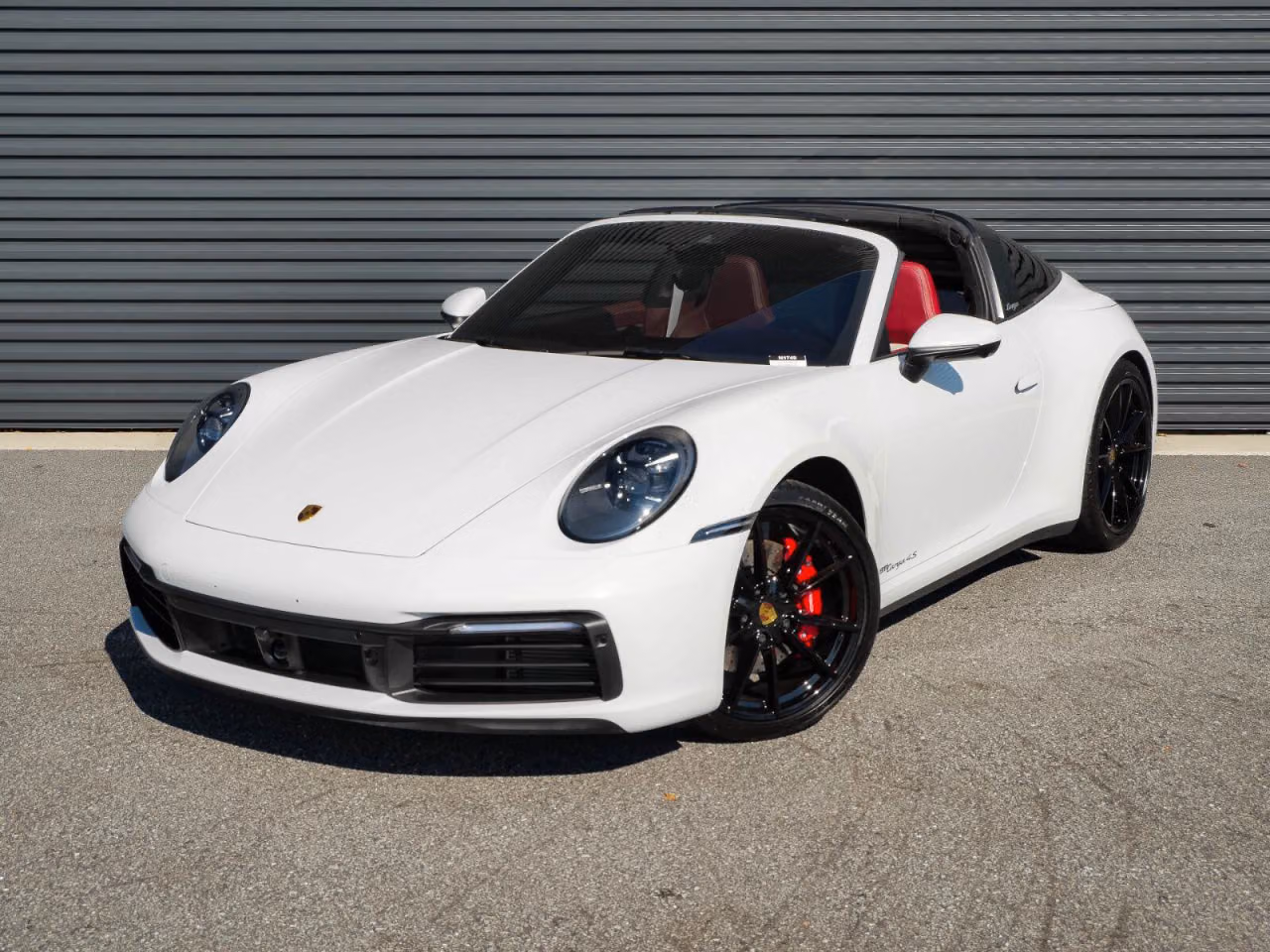 
           
        2021 Porsche 911