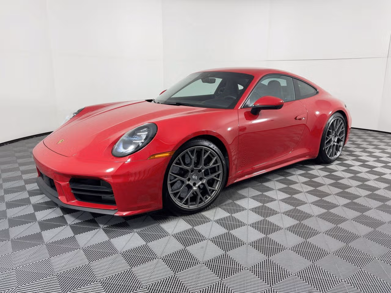 
           
        2025 Porsche 911