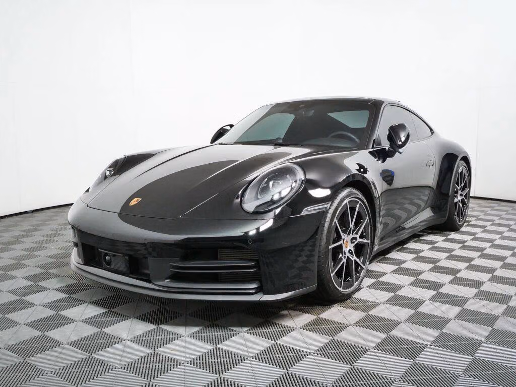 
           
        2025 Porsche 911