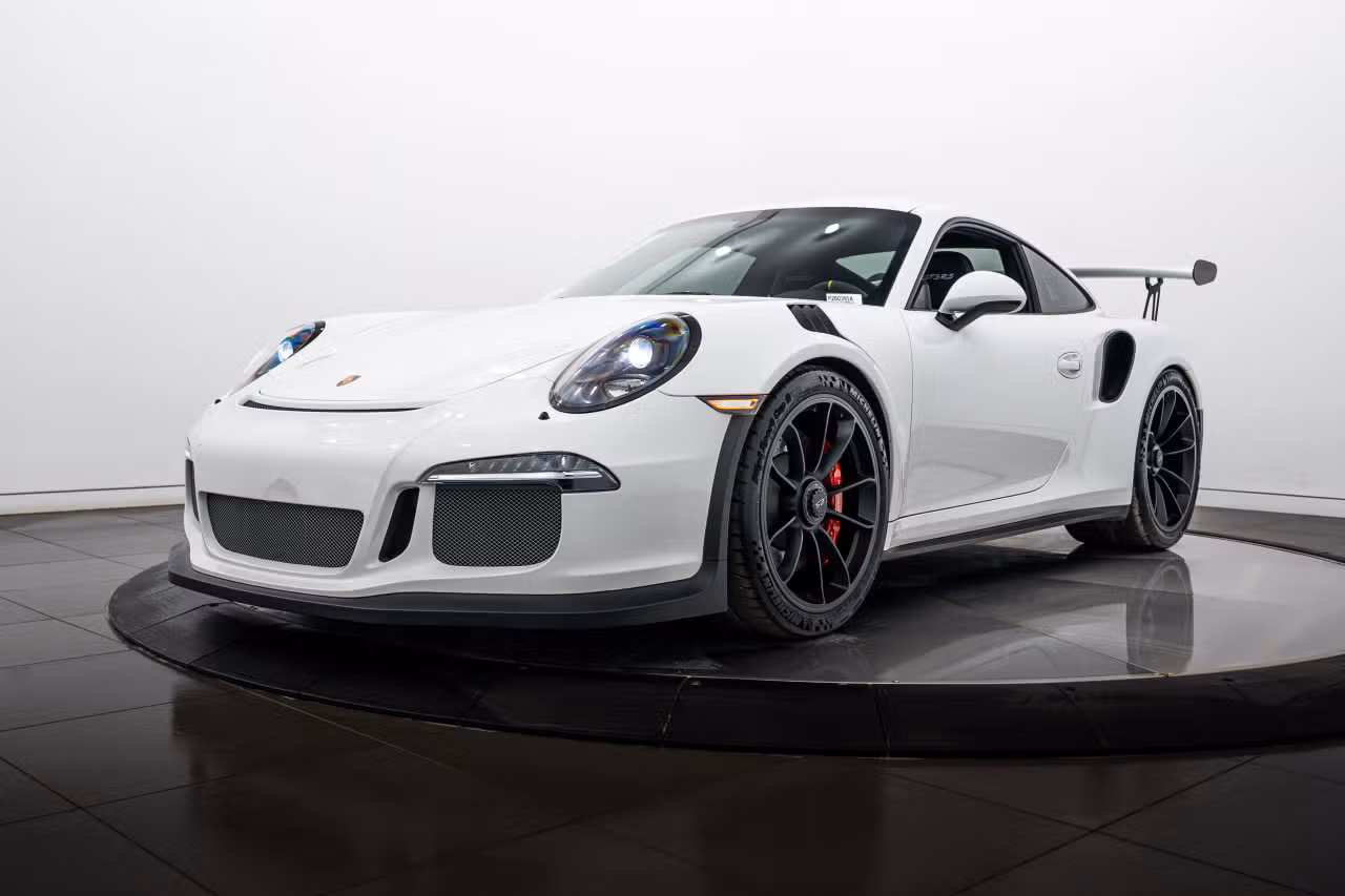 
           
        2016 Porsche 911