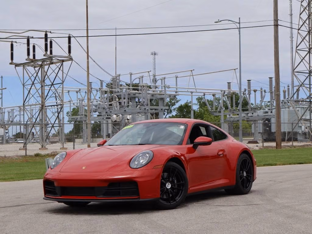 
           
        2025 Porsche 911