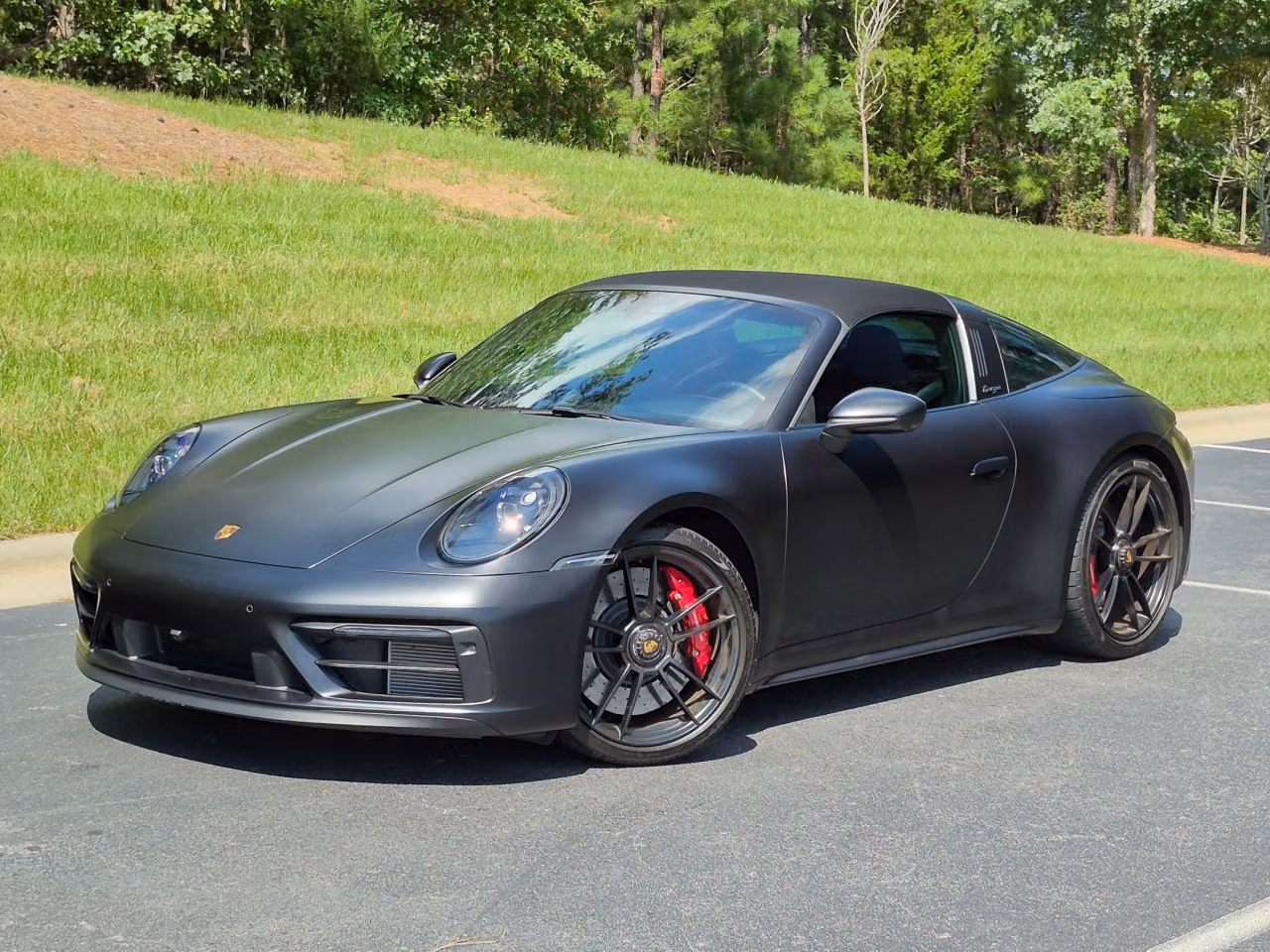 
           
        2024 Porsche 911