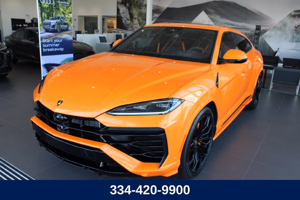 
           
        2025 Lamborghini Urus