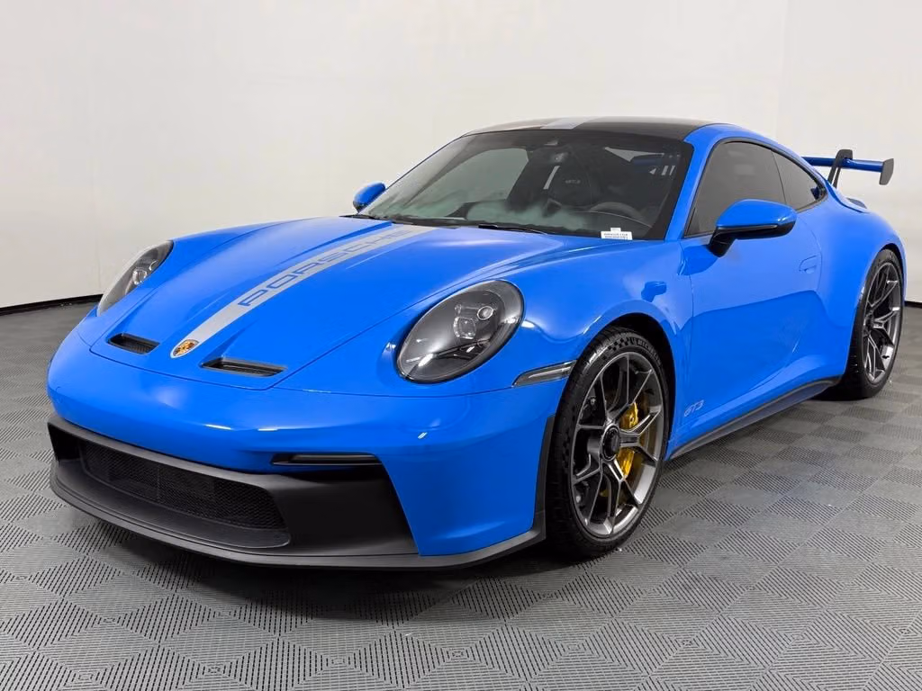 
           
        2022 Porsche 911