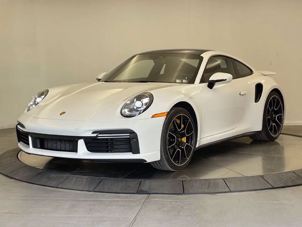 
           
        2022 Porsche 911