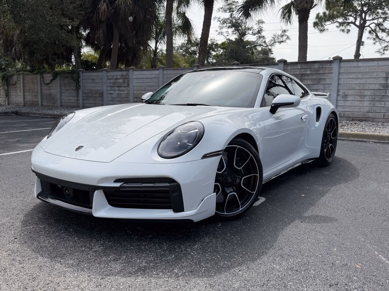 
           
        2025 Porsche 911