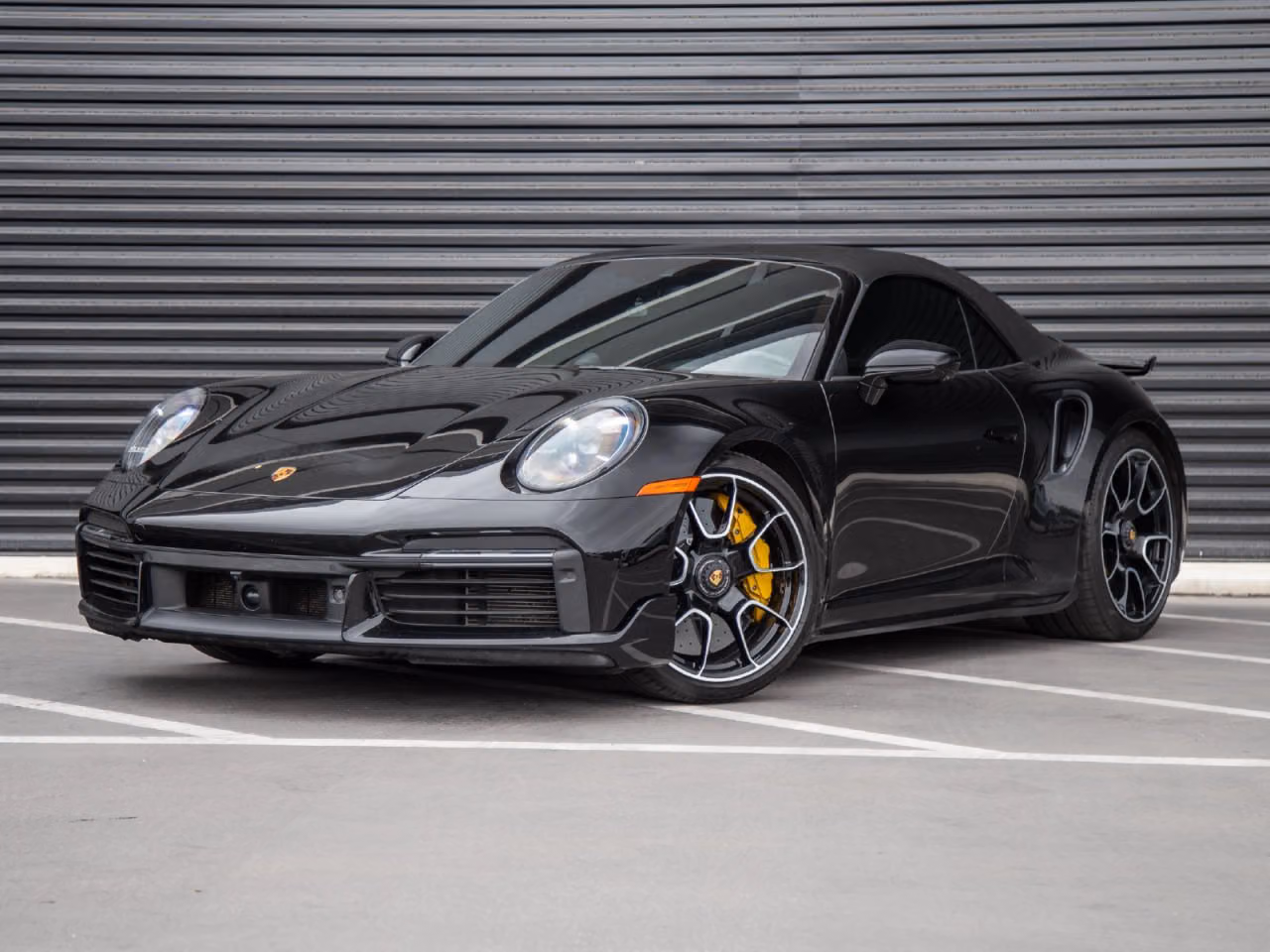 
           
        2022 Porsche 911