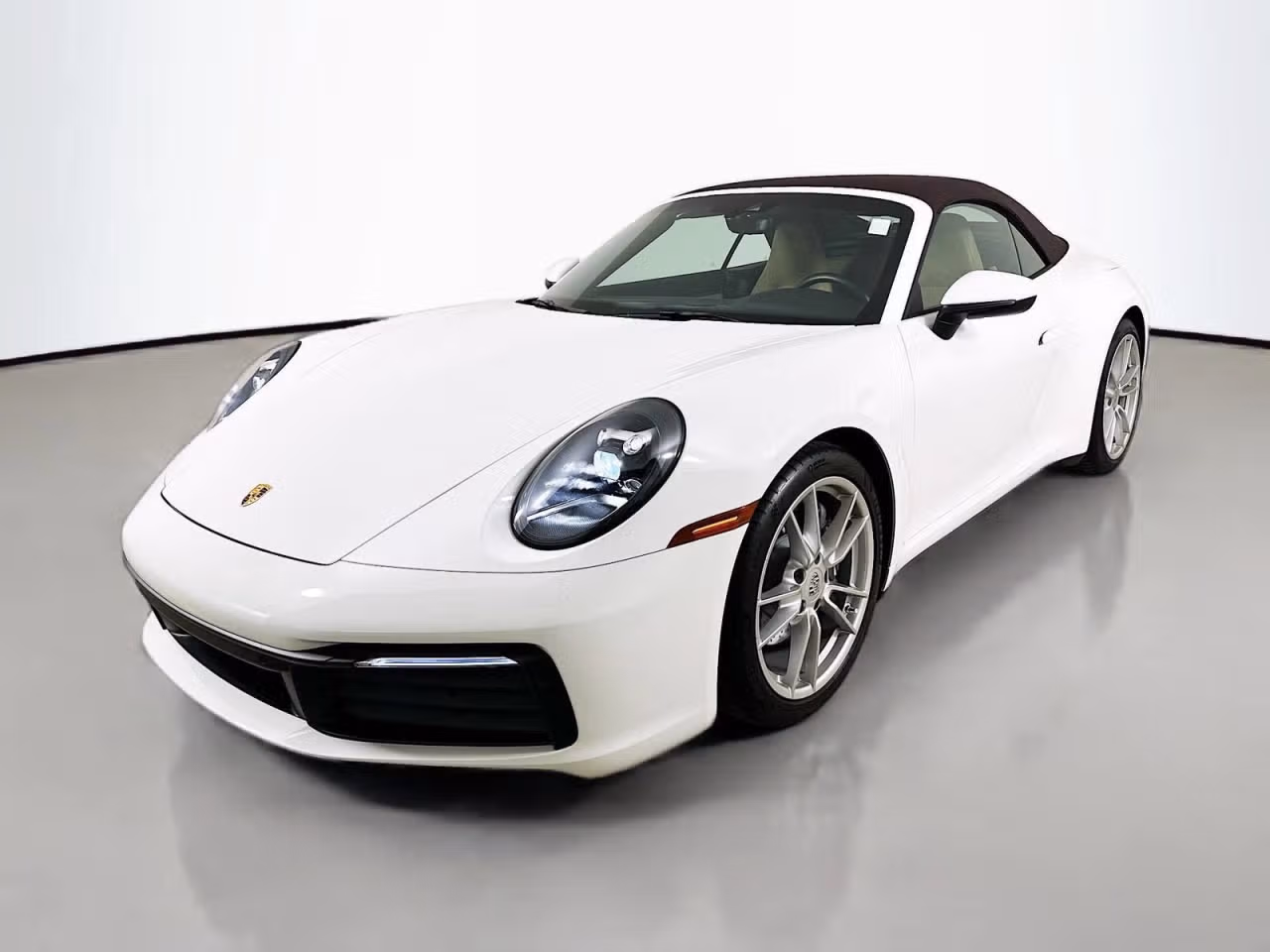 
           
        2024 Porsche 911