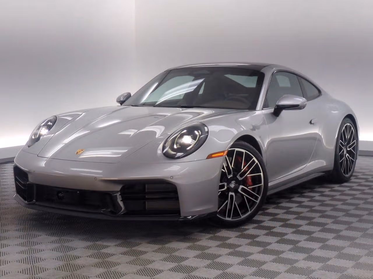 
           
        2026 Porsche 911