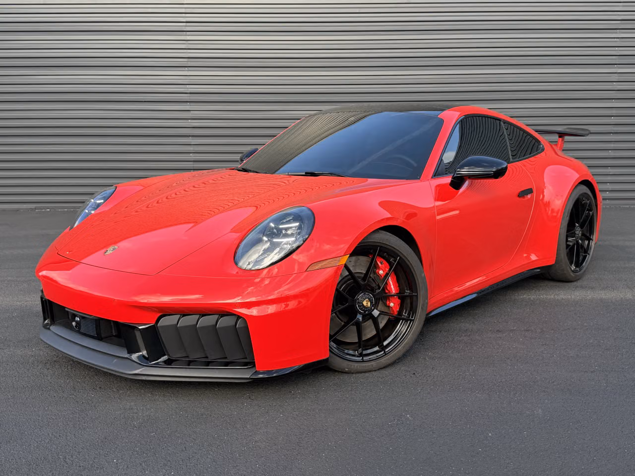 
           
        2025 Porsche 911