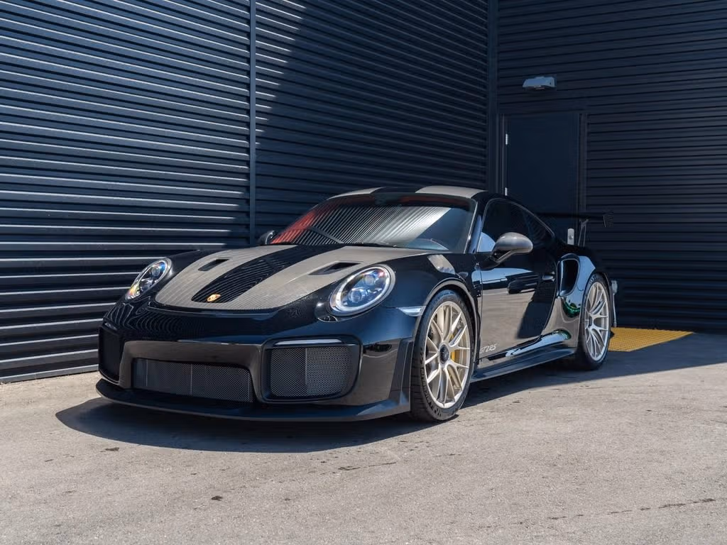 
           
        2018 Porsche 911