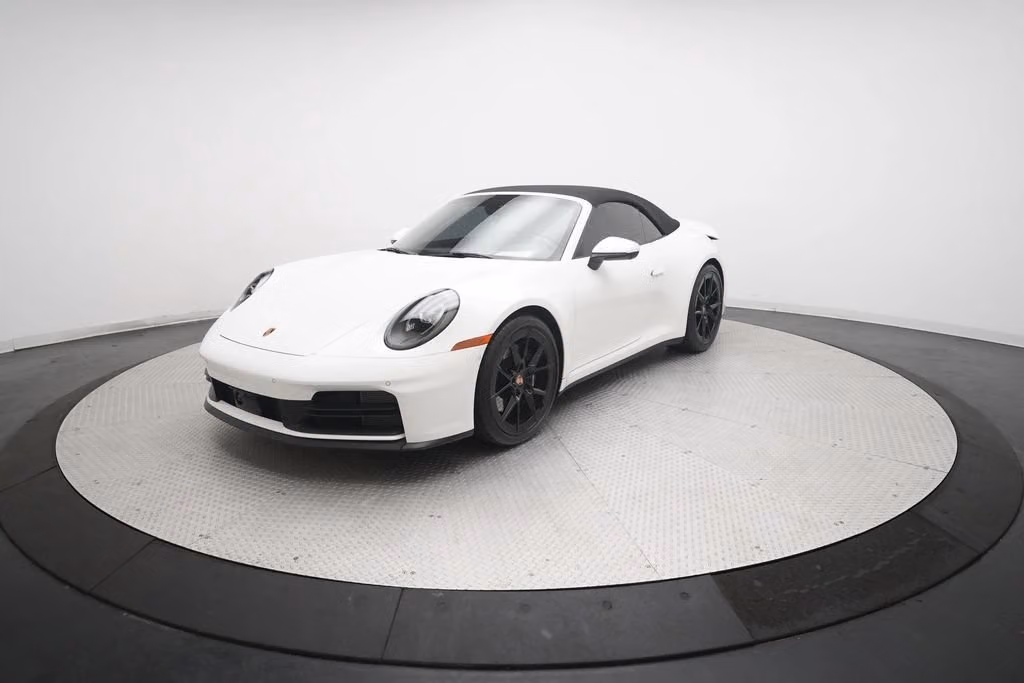 
           
        2025 Porsche 911