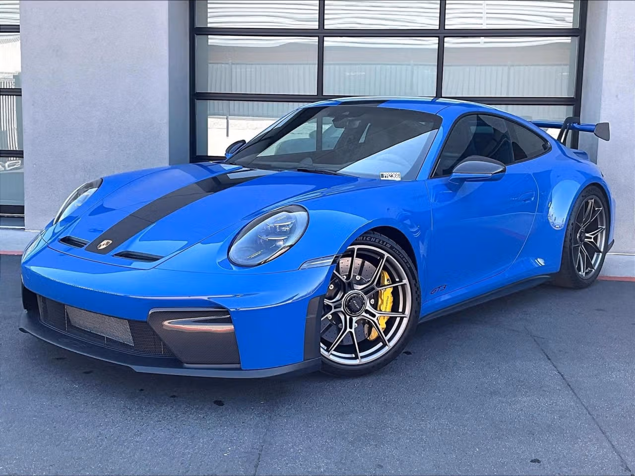 
           
        2025 Porsche 911