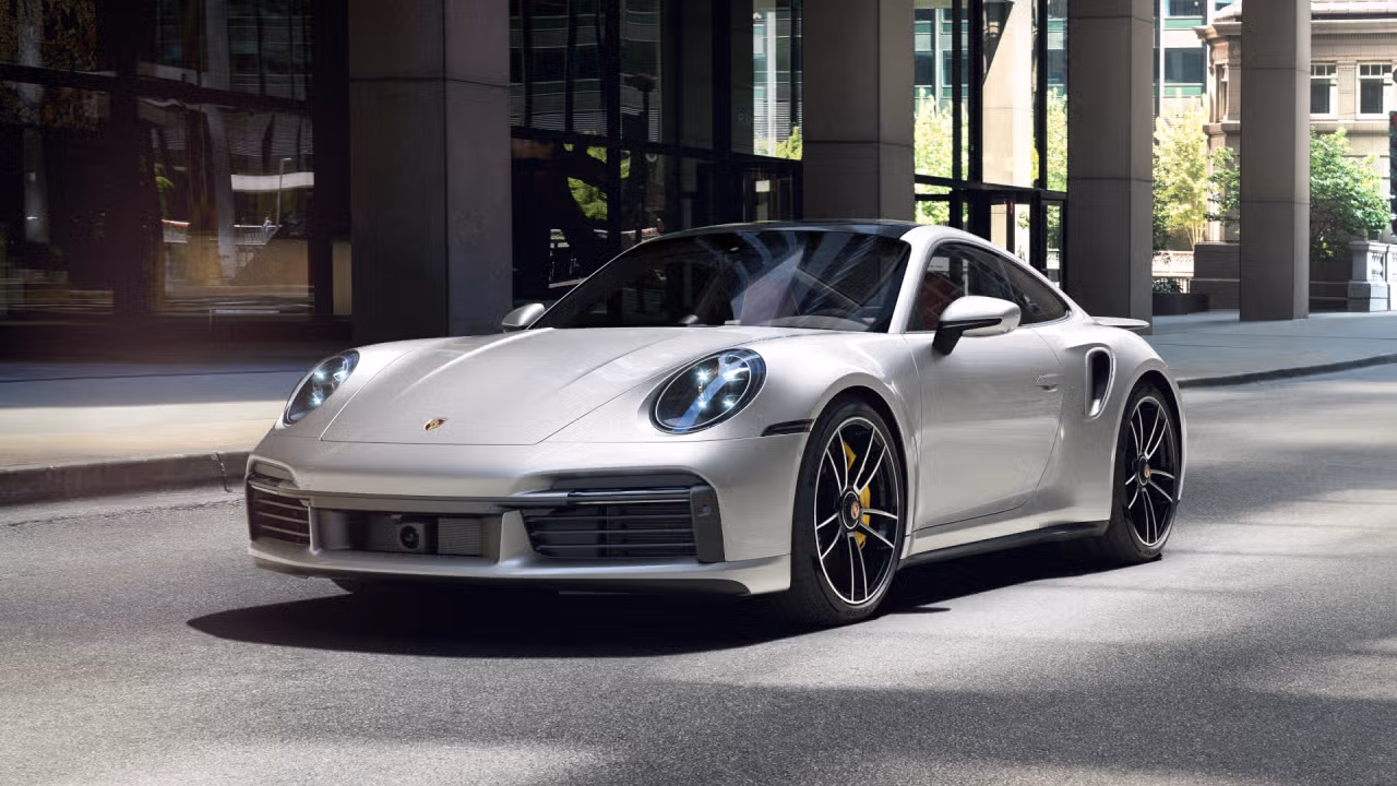 
           
        2024 Porsche 911
