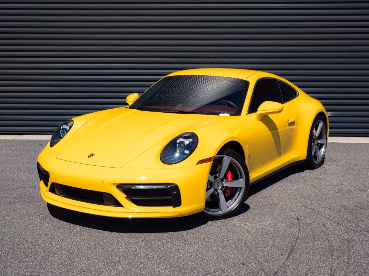 
           
        2024 Porsche 911