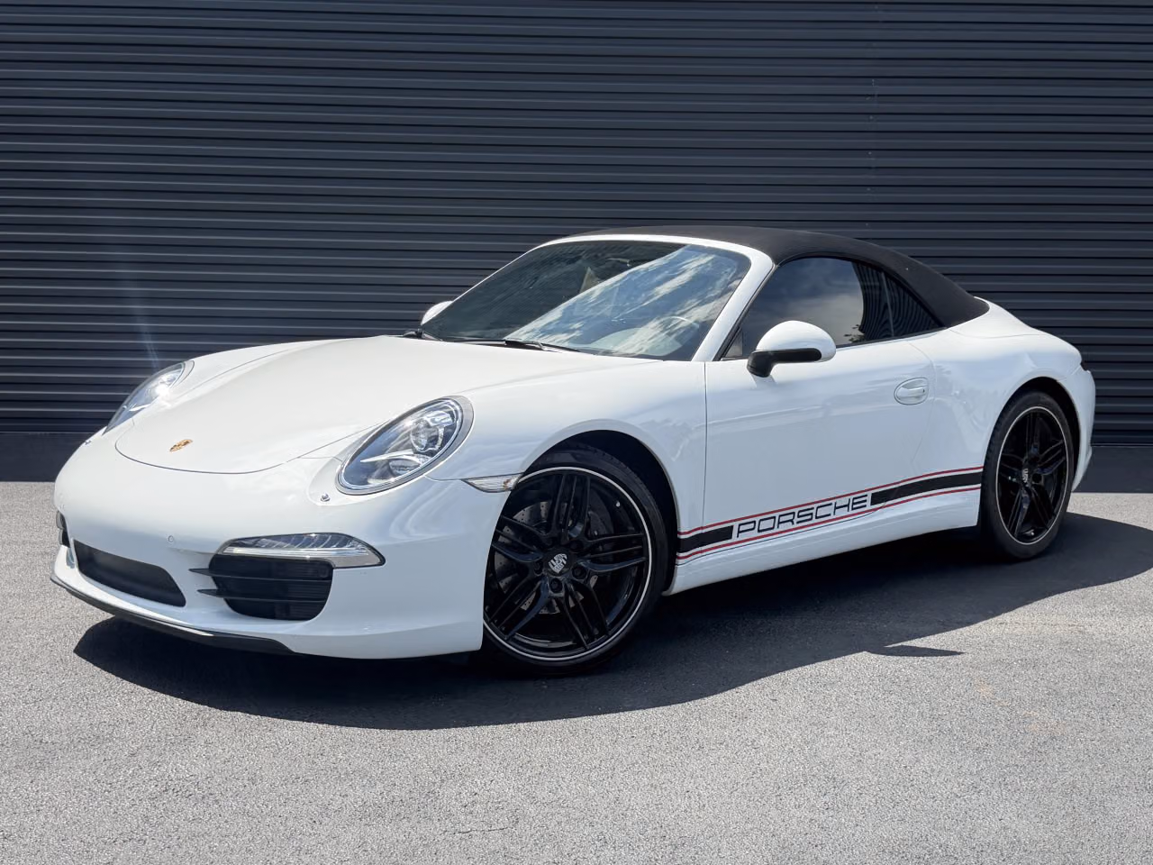 
           
        2014 Porsche 911