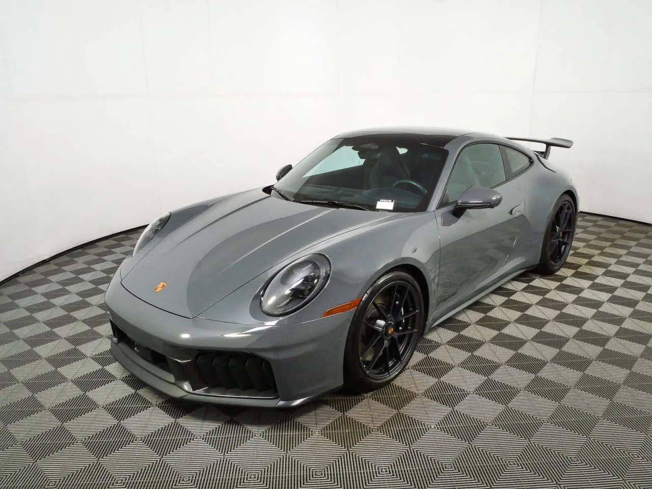 
           
        2026 Porsche 911