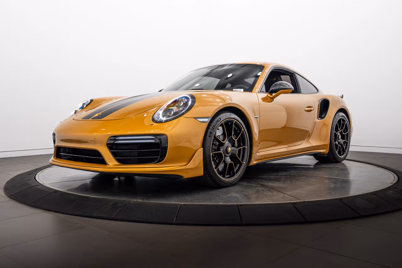 
           
        2018 Porsche 911