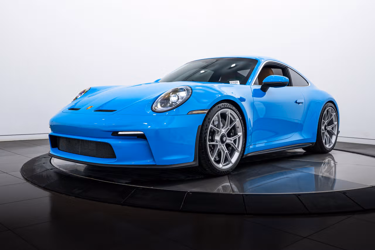 
           
        2022 Porsche 911