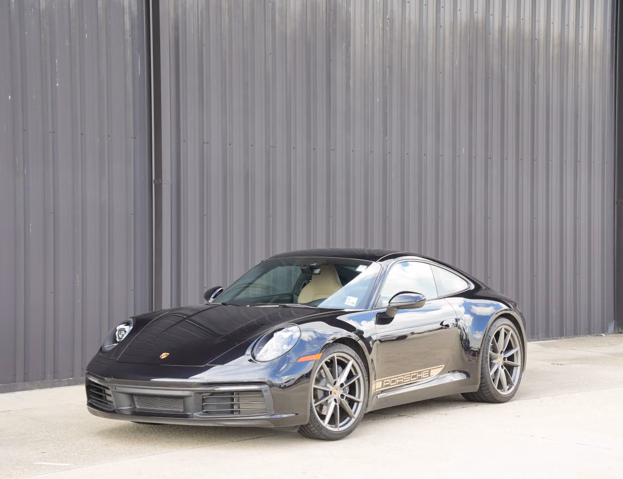 
           
        2023 Porsche 911