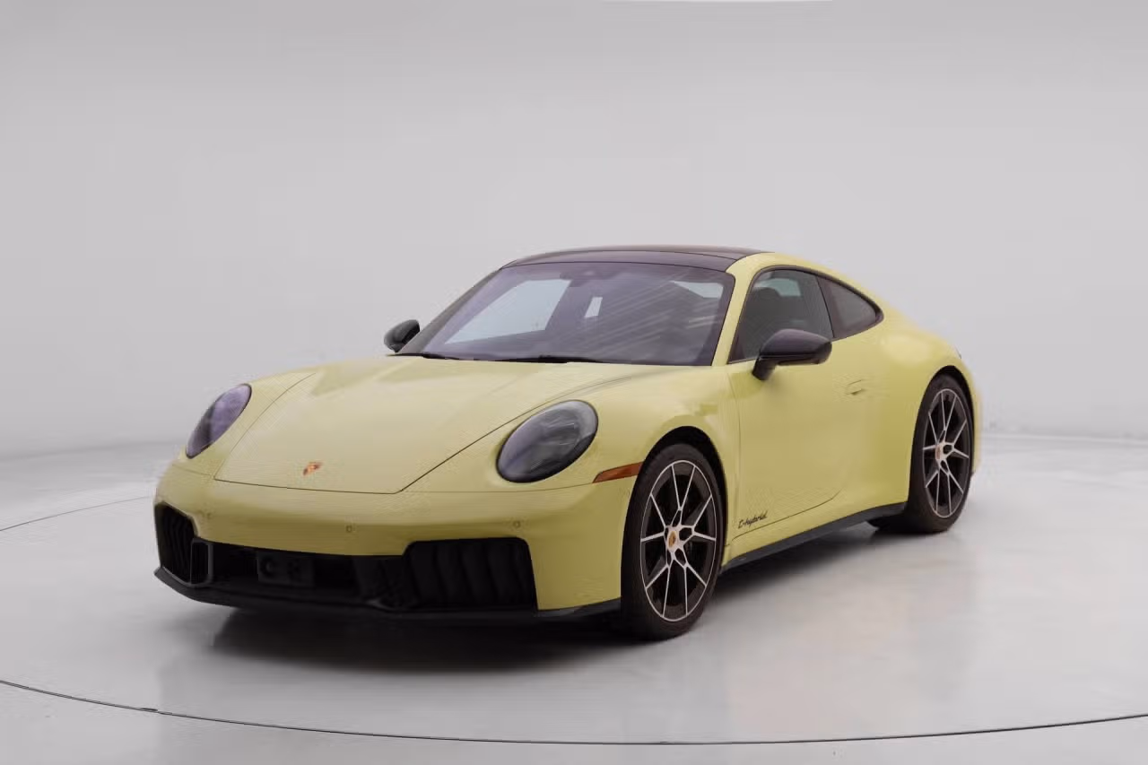 
           
        2025 Porsche 911