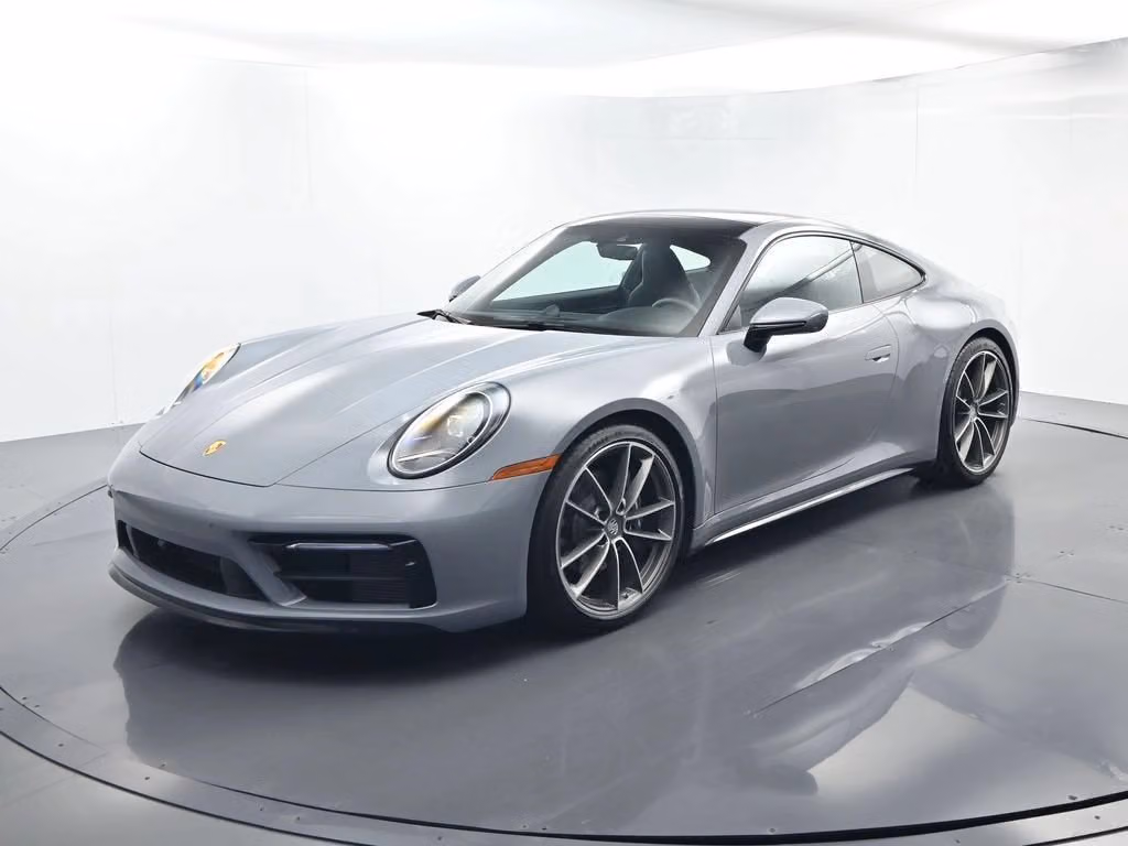 
           
        2024 Porsche 911