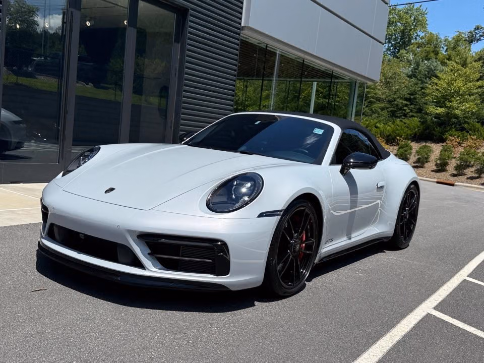 
           
        2023 Porsche 911
