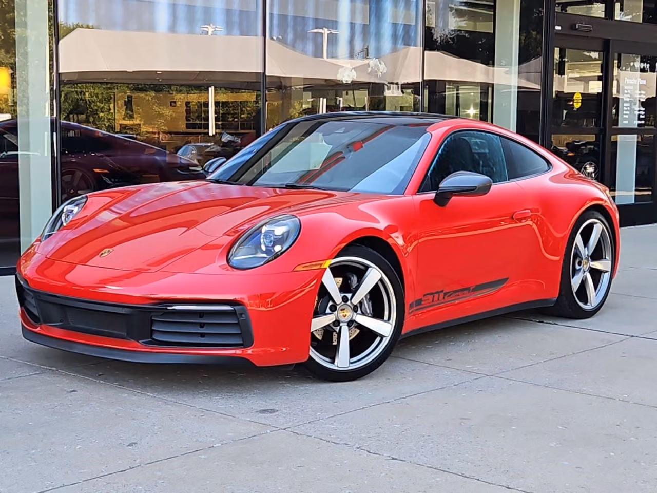 
           
        2024 Porsche 911